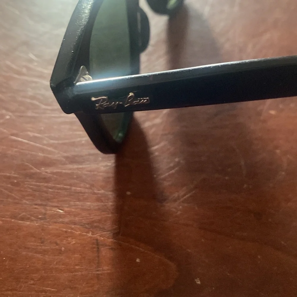 Ray-Ban Black Sunglasses